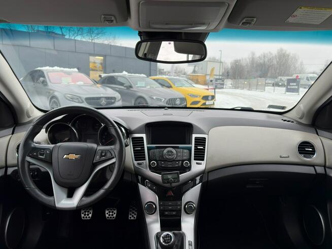 Chevrolet Cruze Skórzana tapicerka/ Nawigacja/ Czujnik zmierzchu / Tempomat / FV marża