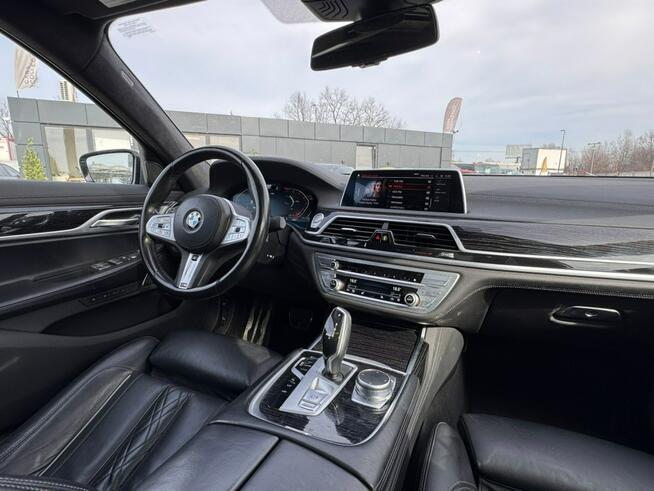 BMW 740 Harman/Kardon / Head Up / Pneumatyka / Kamery 360 / Dociągi /VAT Marża