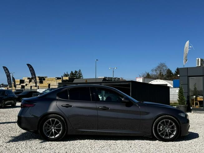 Alfa Romeo Giulia Bezwypadkowy / Asystent pasa / Skórzana tapicerka / Tempomat/ FV marża