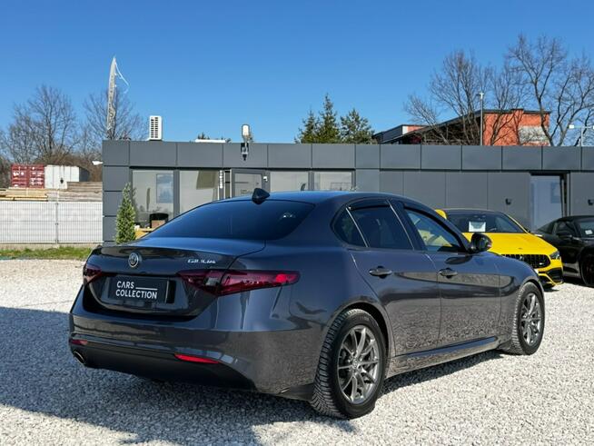 Alfa Romeo Giulia Bezwypadkowy / Asystent pasa / Skórzana tapicerka / Tempomat/ FV marża
