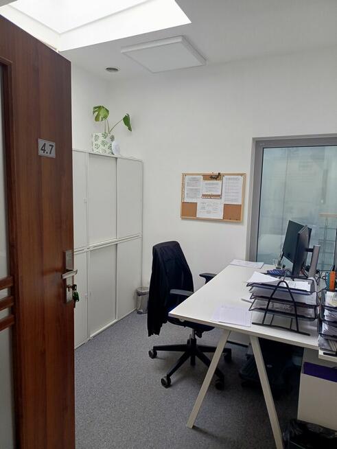 Klimatyzowane biura przy Rondzie Powstańców Śląskich | blisk