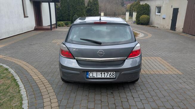 Opel Astra H 2004