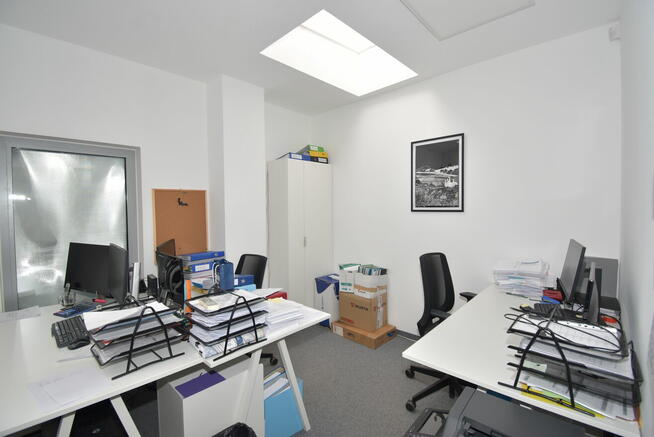 Klimatyzowane biura przy Rondzie Powstańców Śląskich | blisk