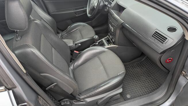 Opel Astra H 2004