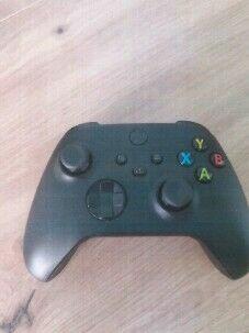 Syndyk sprzeda sprzęt – konsola XBOX i ekspres do kawy