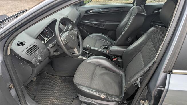 Opel Astra H 2004