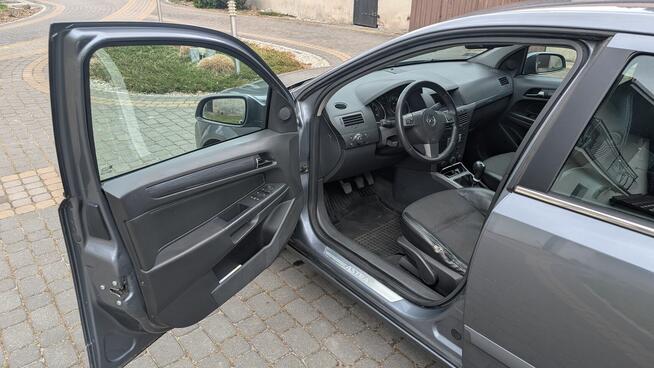 Opel Astra H 2004