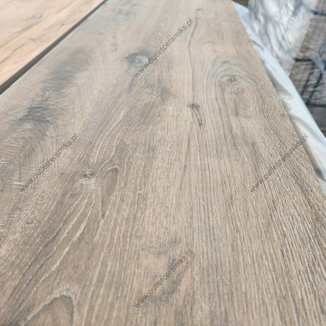 Płyty drewnopodobne wzór deski 120x40 Natural braun gat.1