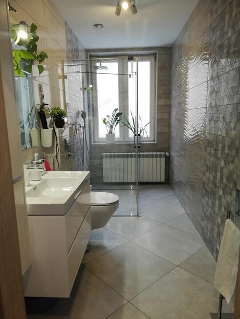 SPRZEDAM PRZESTRONNE 3-POKOJOWE 70,26 m kw.- WAŁBRZYCH -