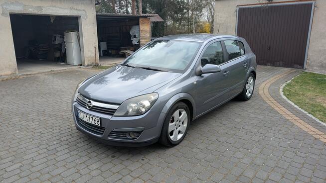 Opel Astra H 2004
