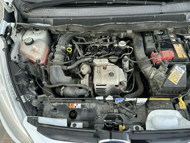 Ford B-Max Titanium, benz, klimatronik, czujniki, 8 airbag, a;ufelgi, hak, isofix