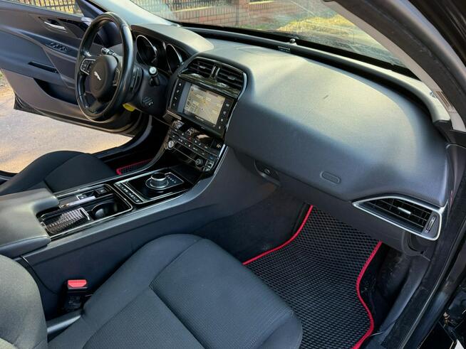 Jaguar XE 2.0 180KM Navi Led Zarejestrowany w Polsce Przebieg Autostradowy 2018!