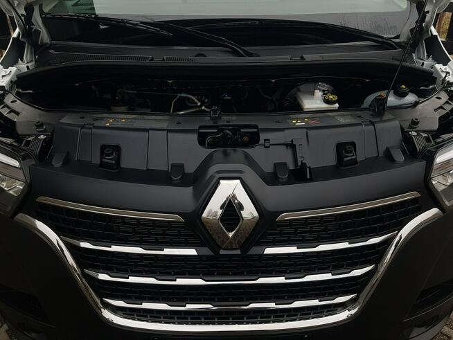 Renault Master CHŁODNIA 4,02x2,11x1,98 AGREGAT CARRIER XARIOS 350 IZOTERMA