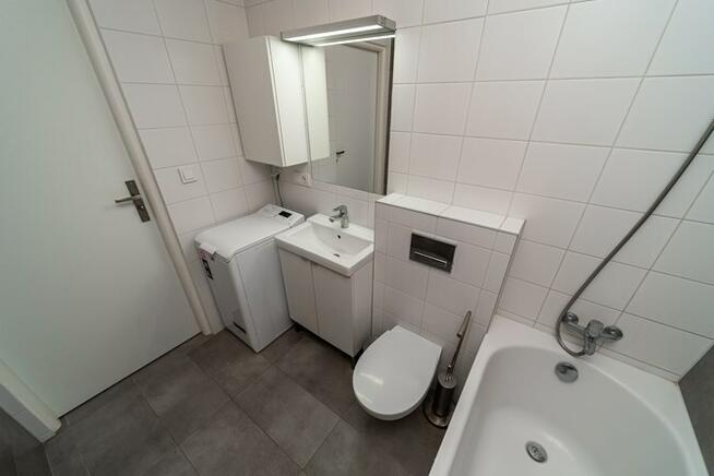Funkcjonalna kawalerka - Podwórcowa 9, Śródmieście