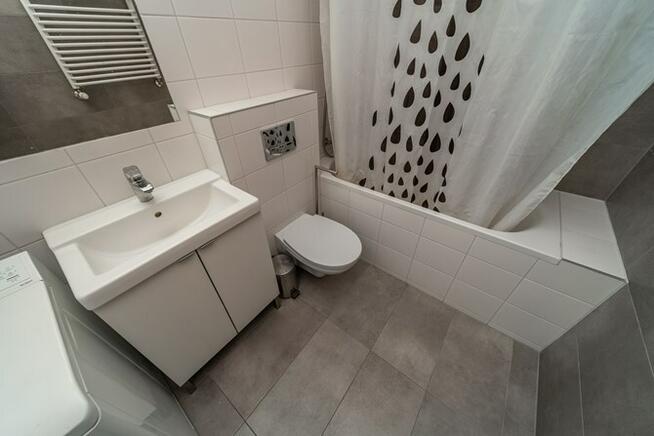 Funkcjonalna kawalerka - Podwórcowa 9, Śródmieście