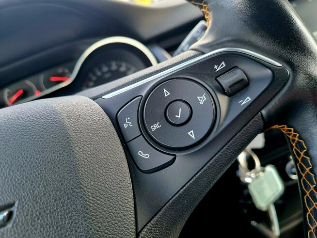 Opel Crossland X Serwis LED Parktronic Climatronic Bluetooth Tempomat Gwarancja