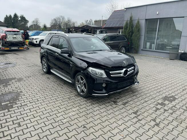 Mercedes GLE 350 4Matic HAK Kamery360 Skóra Harman Pneumatyka 258KM