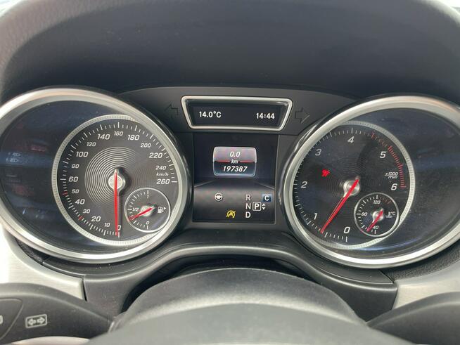 Mercedes GLE 350 4Matic HAK Kamery360 Skóra Harman Pneumatyka 258KM