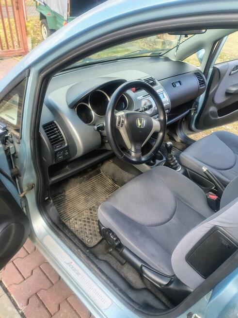 Honda Jazz mało używana przez córkę, klimatyzacja dziala