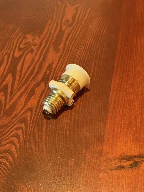 Złodziejka stara przedwojenna żarówka gwint E27 porcelanowa