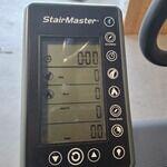 Okazyjnie nową profesjonalną bieżnię Stairmaster Hiitmill X