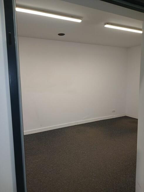 Hala produkcyjna / magazynowa na wynajem pow. 420 m2.