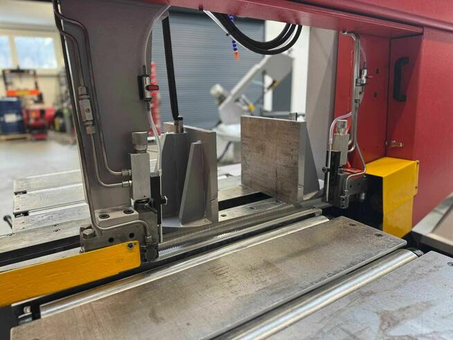 Przecinarka taśmowa BOMAR SL520 - FALOWNIK