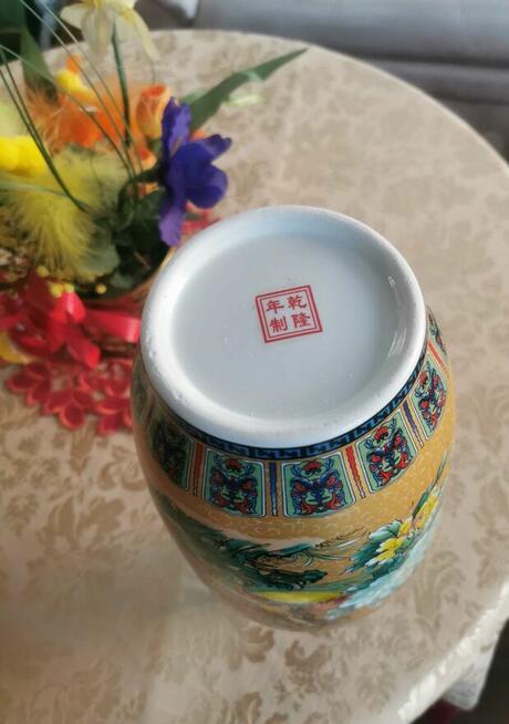 Ceramiczny wazon