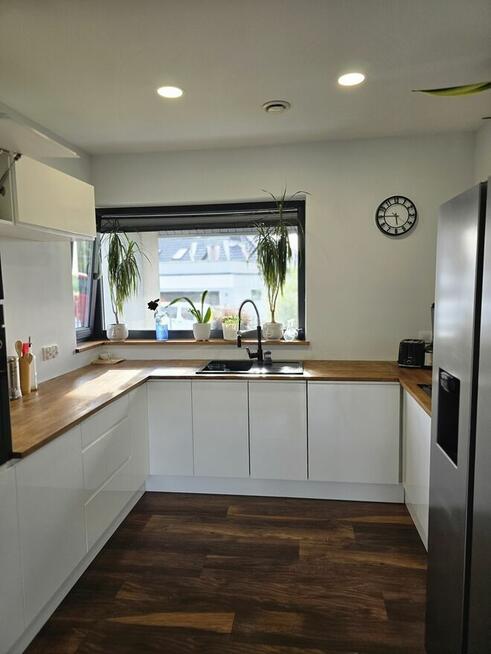 Myszkowice, dom do zamieszkania