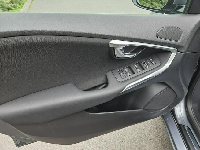 Volvo V40 Pełna Historia Serwisowa* Nowy Rozrząd* Rok GWARANCJI