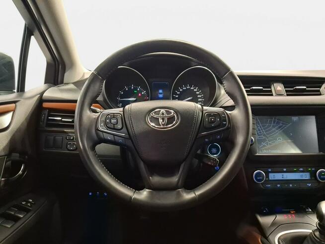 Toyota Avensis Limousine 1.8 147KM M6 2016 r., salon PL, NAVI, kamera cofania