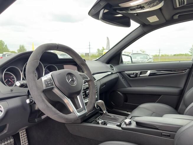 Mercedes C63, 2013