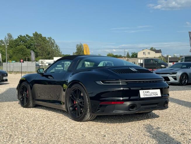 Porsche 911 4 GTS Targa, 2023