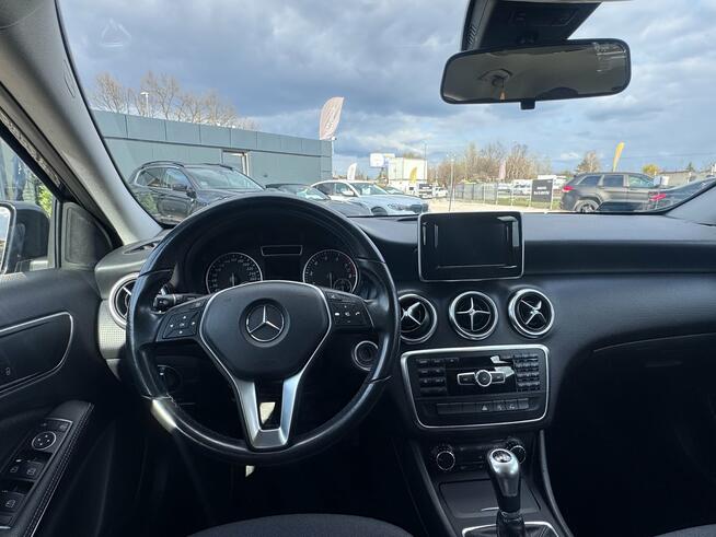 Mercedes A180, 2015