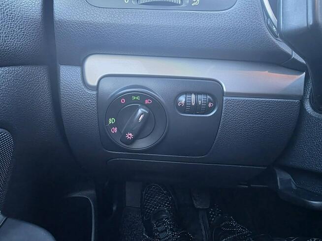 Volkswagen Golf 1.6 TDI 105 KM, Klimatyzacja, Alufelgi, Isofix, Komputer, Relingi