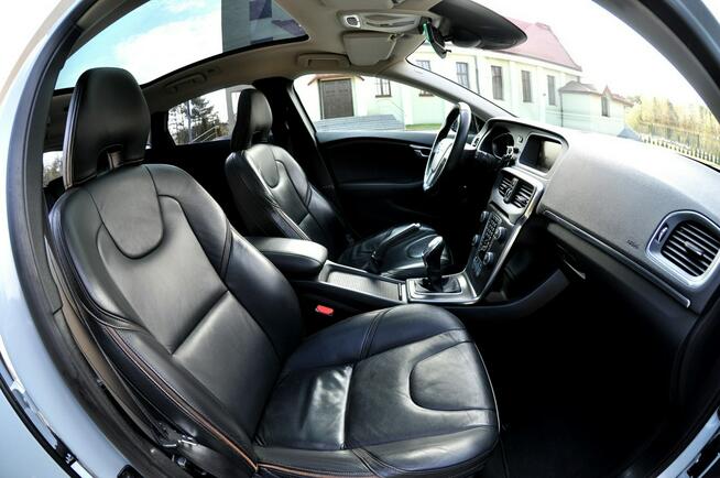 Volvo V40 Cross Country D2 Cross Country Radar Led Xenon Skóra Kamera Panorama Navi Parktronik