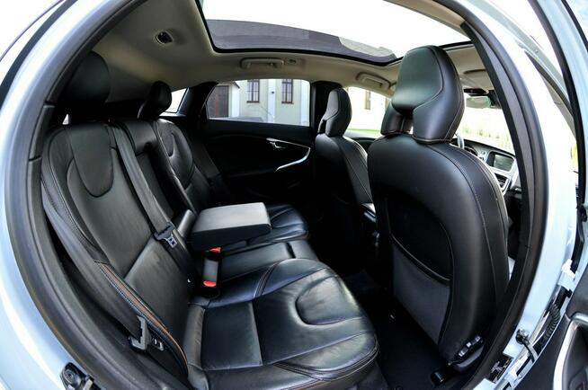 Volvo V40 Cross Country D2 Cross Country Radar Led Xenon Skóra Kamera Panorama Navi Parktronik