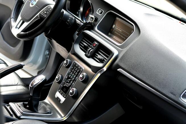 Volvo V40 Cross Country D2 Cross Country Radar Led Xenon Skóra Kamera Panorama Navi Parktronik