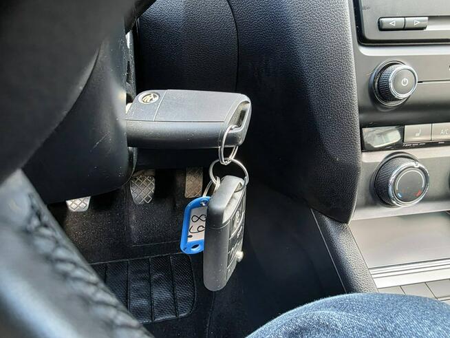 Škoda Octavia 1.6 TDI 105 KM, Klimatyzacja, Grzane Fotele, Isofix, Komputer, Relingi