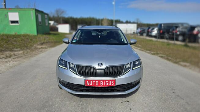 Škoda Octavia Dsg Duża Navi Bixenon