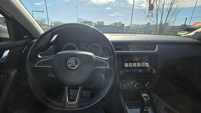 Škoda Octavia Dsg Duża Navi Bixenon