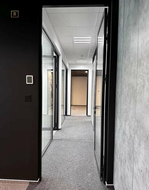 Nowoczesny lokal 215 m² w biurowcu – Bronowice