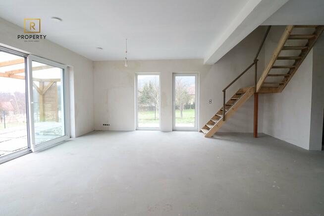 Dom wolnostojący| 4 pokoje| działka 7 ar