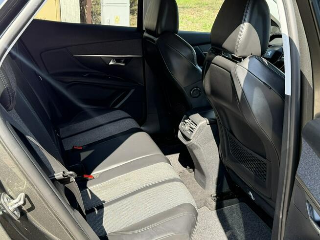 Peugeot 3008 Opłacony Mały przebieg 1.2 Allure