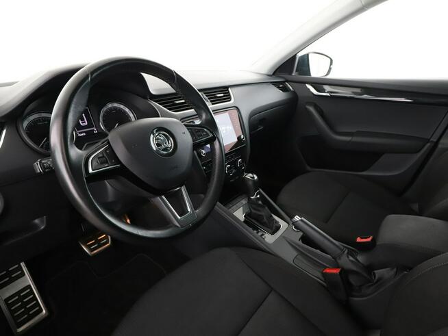 Škoda Octavia DSG full LED navi klima auto grzane fotele czujniki parkowania