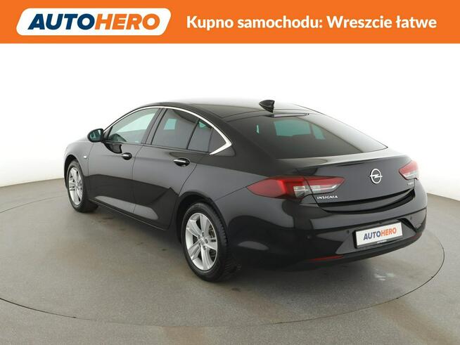 Opel Insignia Grand Sport full LED klima auto grzane fotele kamera i czujniki parkowania