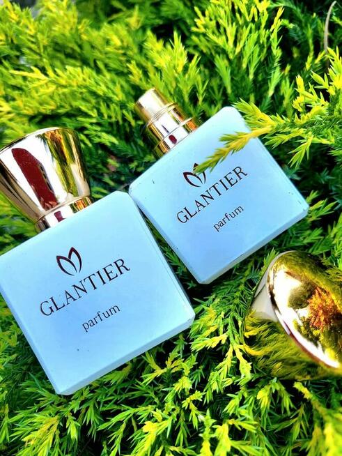 Perfumy inspirowane luksusowymi zapachami – trwałe i w świet