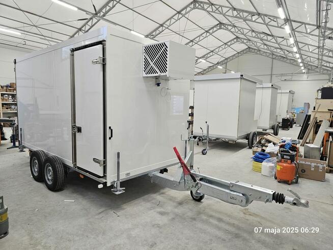 Mobilna Chłodnia FT6 izoterma furgon chłodniczy