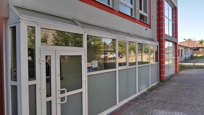 Ścianki PCV różne wymiary z drzwiam i oknami
