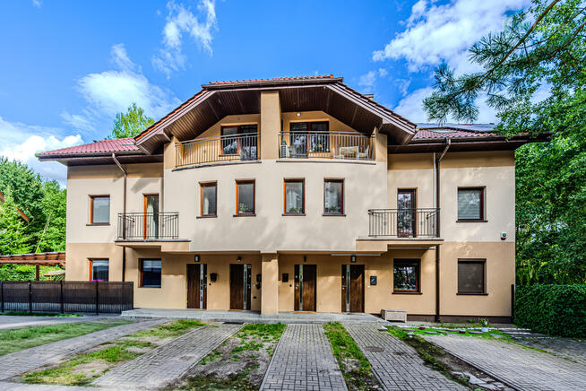 DOM W ZIELONEJ CZĘŚCI - WARSZAWA BIELANY